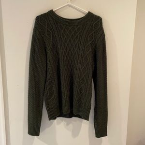 Uniqlo men’s cable knit sweater